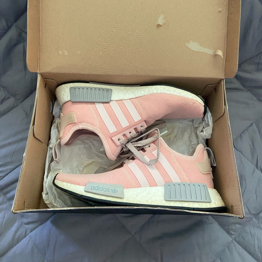 Adidas NMD R1 light pink women’s 7.5